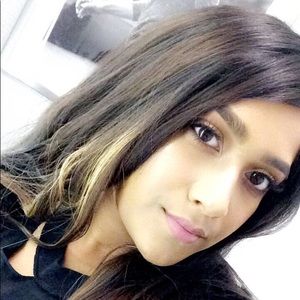 Meet your Posher, Absari